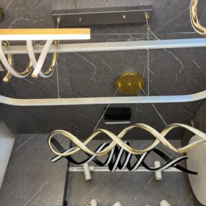 ثرية بار سكني بارد